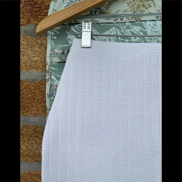 Douglas hannant texture pencil skirt small - Picture 2 of 5